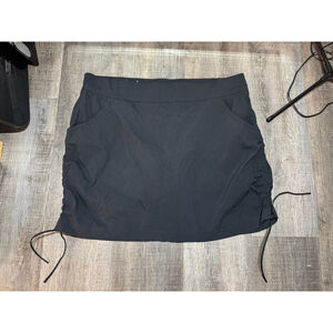 Women's Columbia Black Mini Skirt XL
